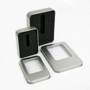 Malá kovová škatuľka na pamäťovú kartu