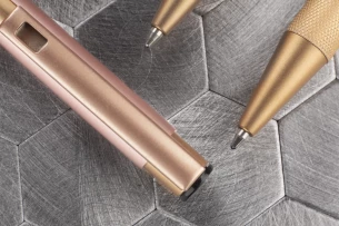 Pero VITE - Ružové