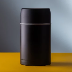 Termo vákuová nádoba s objemom 800 ml - čierna